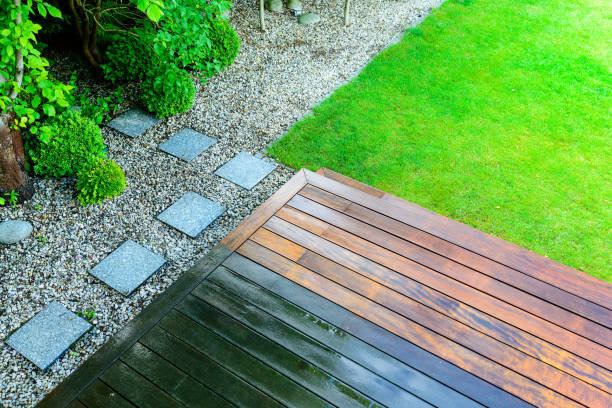 Best Driveway Pressure Washing  in Mountain View Acres, CA