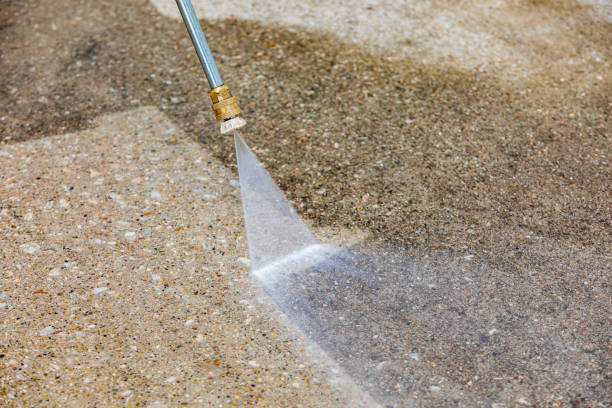 Post-Construction Pressure Washing in Mountain View Acres, CA
